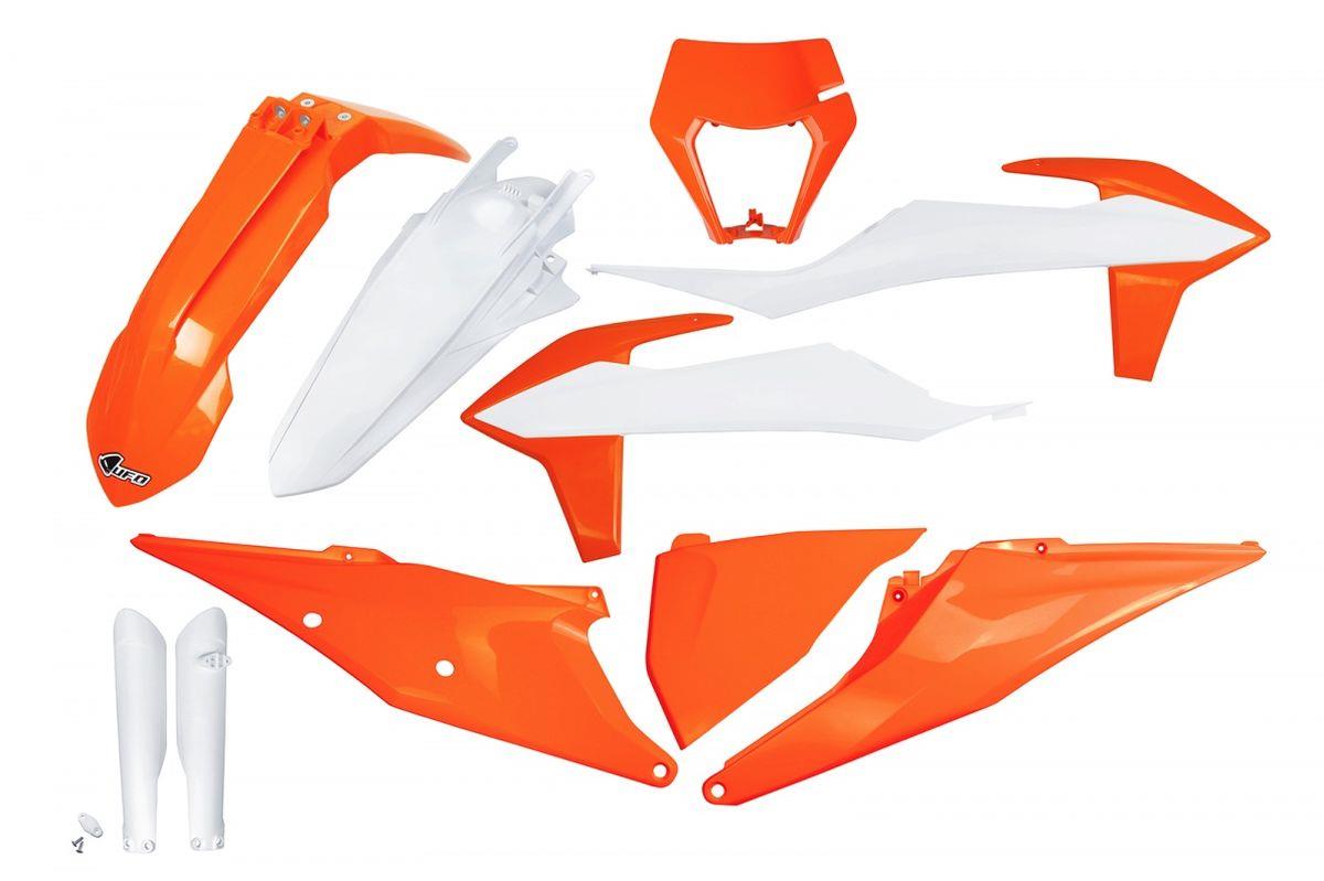 Complete set of plastics ( UFO KTKIT527F999K