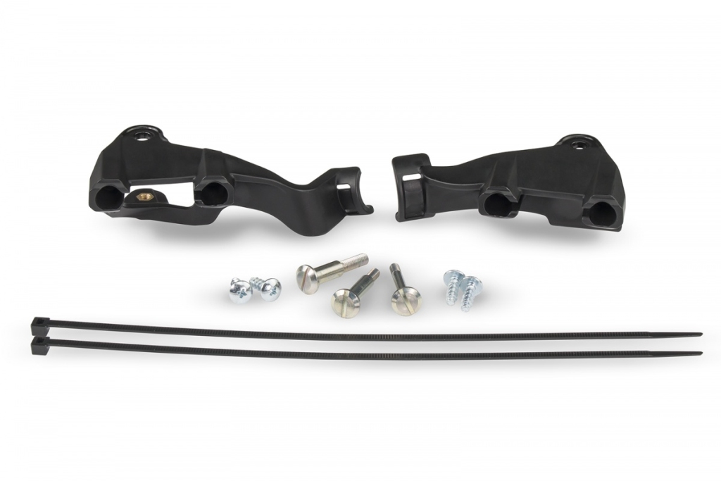 Set assembly lever's hand protection holders to UFO PM01665001