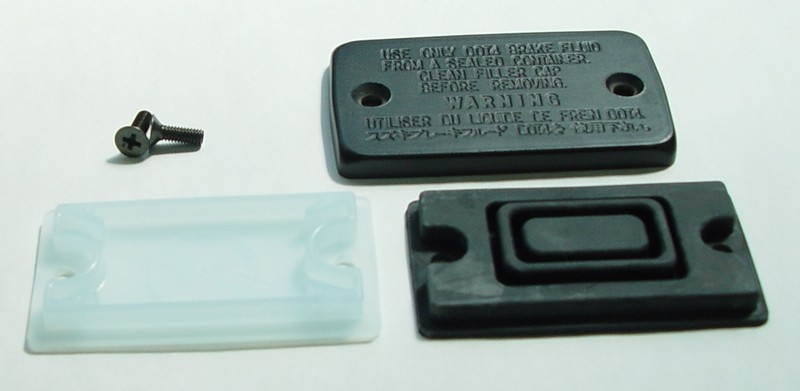 TOURMAX kryt a těsnění nádržky brzdové kapaliny SUZUKI GSX 600/750 89-97, GSX-R 1100 86-98, GSF 600 96-98, 1200S 97-98 vyrobeno v Japonsku