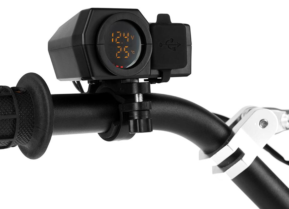 Levně BIKETEC motocyklové dvojitá zásuvka USB QUICK CHARGE 3.0 s voltmetrem a indikátorem teploty vnějšíJ montáž na řidítka (EL) (BIKETEC motocyklové)