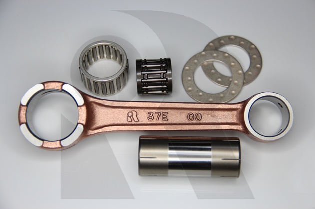 ROYAL RODS ojnice SUZUKI RM 250 (RM250) '96-'02