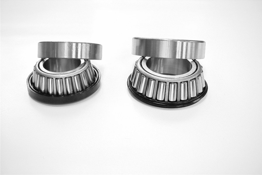 TOURMAX ložiska řízení s těsnícími prvky KAWASAKI KLX 250/650, SUZUKI DR/GS/GSF/GSX/VS, YAMAHA FZ/XJ/XJR/XV/XVS/YZF (22-1004) (MADE IN JAPAN) (SSK906R)