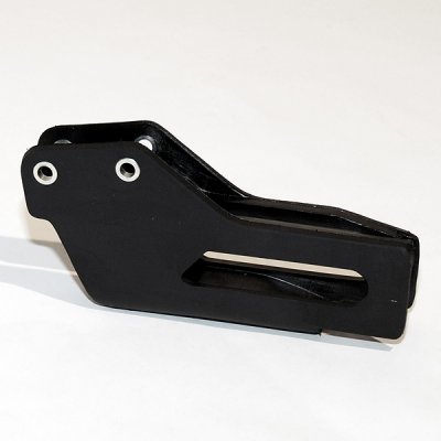 UFO vodítko řetězu SUZUKI RM 125/250 99-07, RMZ 250 07-09, RMZ 450 06-17, barva černá = SU04931001, YA03871001 - nahrazený YA03808001