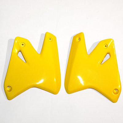 UFO kryty chladiče SUZUKI DRZ 400E 00-24 barva žlutá