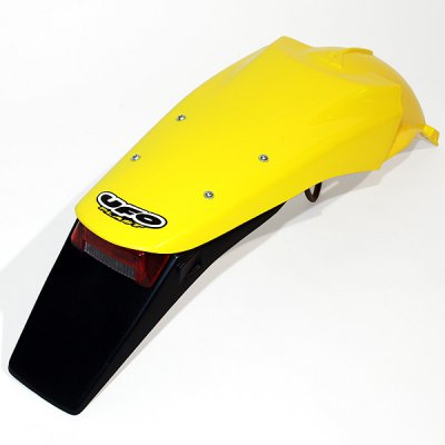 UFO zadní blatník SUZUKI DRZ 400E 00-24 se světlem barva žlutá (UFO zadní blatník SUZUKI DRZ 400E 00-24 se světlem barva žlutá)