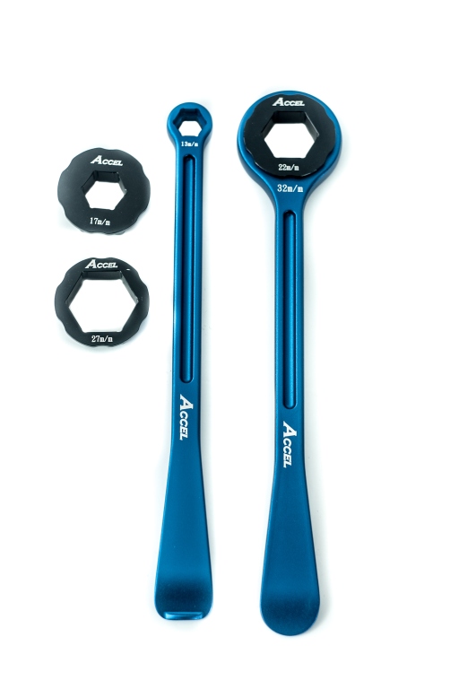 ACCEL sada montážních pák na pneumatiky (23+24cm) ALU7075 kované s klíči 10,13,17,22,27,32 mm barva světle modrá (montážní páka na pneu)