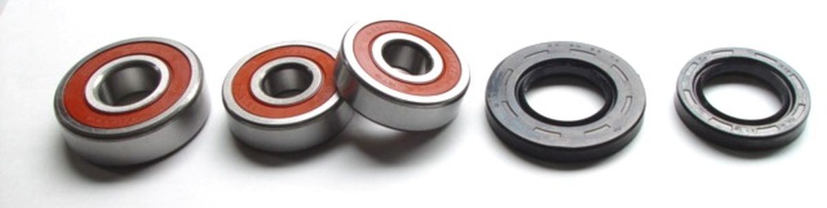 TOURMAX ložiska zadního kola s těsnícími prvky HONDA CB 600F HORNET 98-06 vyrobeno v Japonsku