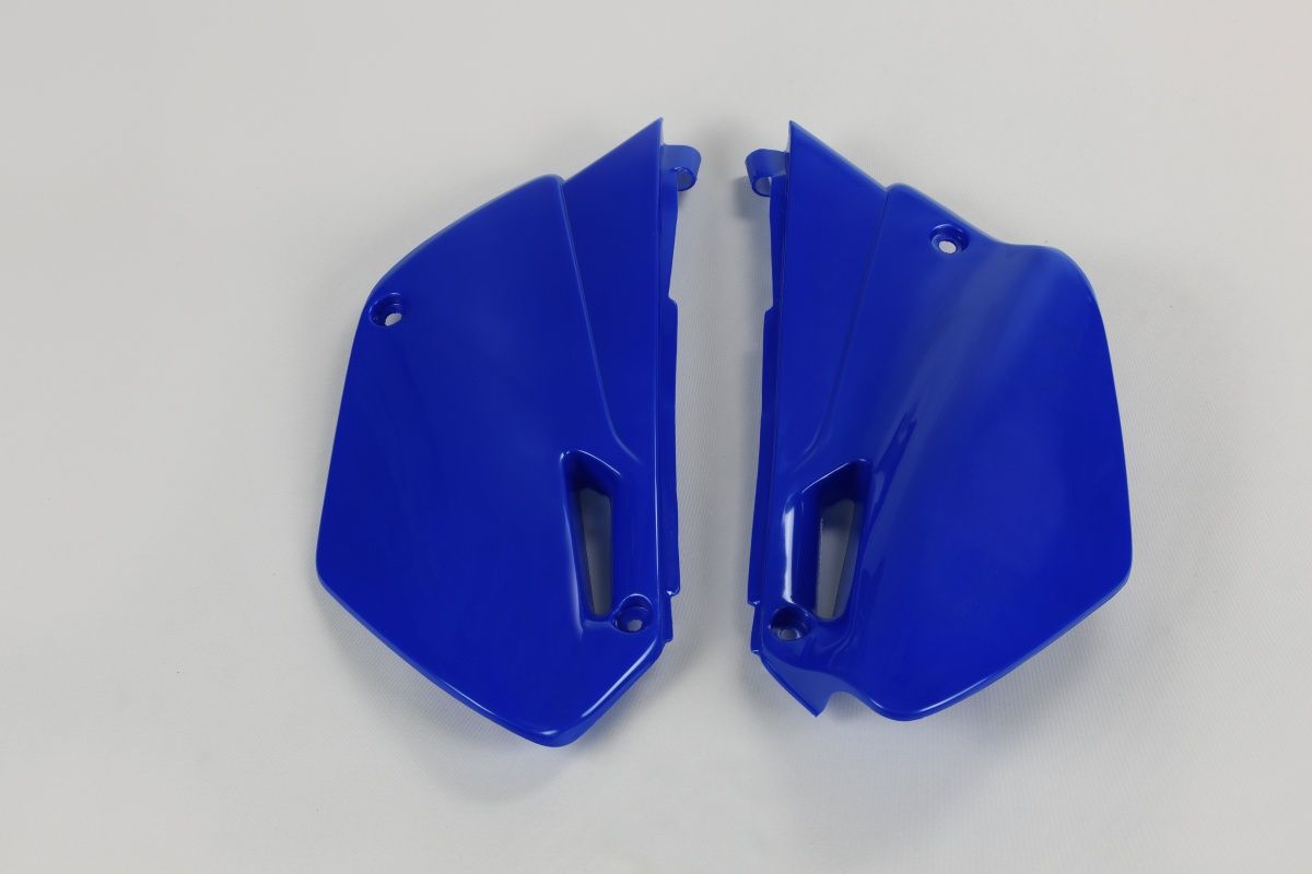 UFO boční tabulky na startovací číslo YAMAHA YZ 80 02, YZ 85 02-14, barva modrá