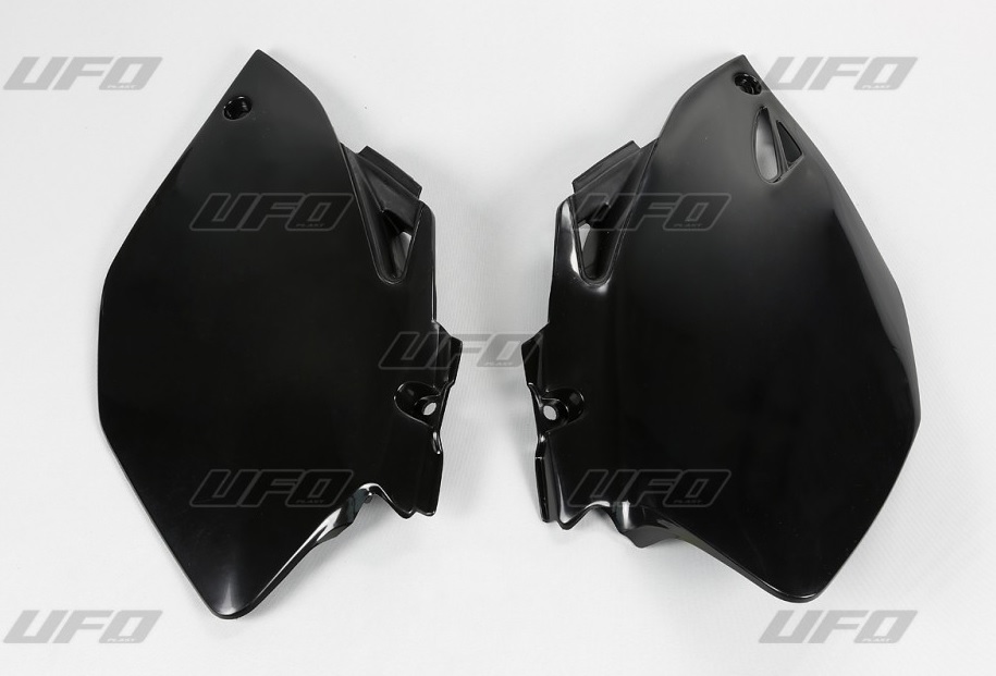 UFO boční tabulky na startovací číslo YAMAHA YZF 250/450 06-09 barva černá