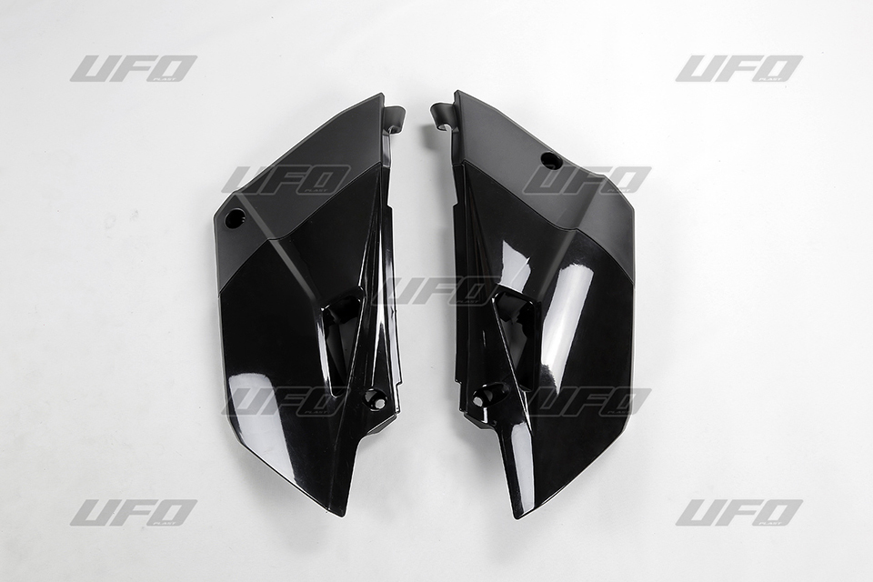UFO boční tabulky na startovací číslo YAMAHA YZ 85 15-21 barva černá