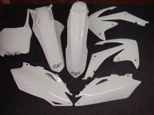 Complete set of plastics UFO YAKIT311046