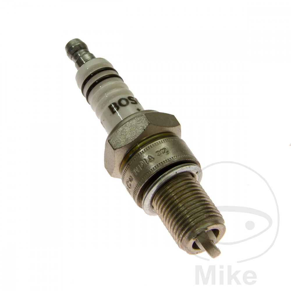 Levně Bosch zapalovací svíčka Bosch WR7DC+ BMW R 45 N 78-85, R 65 3SERIE MONOLEVER 85-93, R 65 G/S 87-92, R 80 /7S 77-80, R 80 /7N 77-80, R 80 G/S