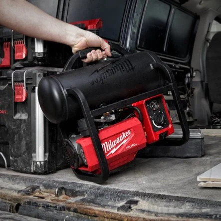 Milwaukee akumulátor kompresor 18V SOLO M18FAC-0