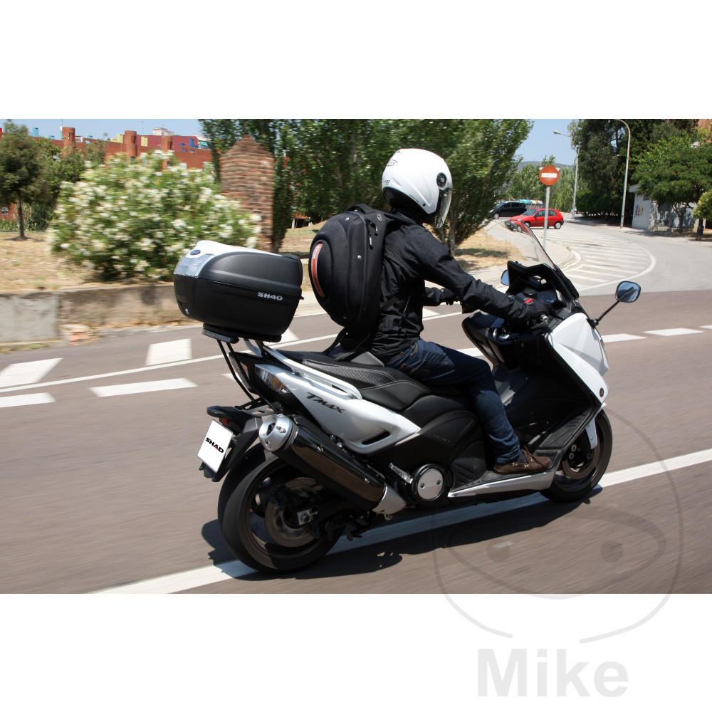 Shad horní kufr černý 40 litrů Shad SH40 s platem APRILIA ARRECIFE 125 04-06, ARRECIFE 200 04-06, ARRECIFE 250 04-06, ATLANTIC 125 IE 12-13, ATLANTIC 125 03-12, ATLANTIC 200 04-05, ATLANTIC 250 04-06...