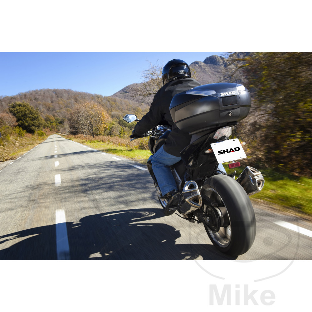 Shad horní kufr černý 48 litrů Shad SH48 s platem APRILIA ARRECIFE 125 04-06, ARRECIFE 200 04-06, ARRECIFE 250 04-06, ATLANTIC 125 IE 12-13, ATLANTIC 125 03-12, ATLANTIC 200 04-05, ATLANTIC 250 04-06...