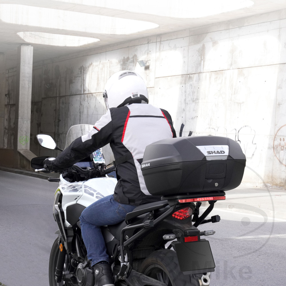 Shad TOPCASE černá 44L SHAD SH44 s TR deska APRILIA ARRECIFE 125 04-06, ARRECIFE 200 04-06, ARRECIFE 250 04-06, ATLANTIC 125 IE 12-13, ATLANTIC 125 03-12, ATLANTIC 200 04-05, ATLANTIC 250 04-06...