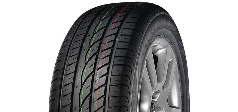 Kontinuální vnější bloky dezénu zvyšují vynikající výkon a přesné ovládání při vysokých rychlostech v zatáčkách.