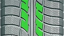 Konstrukce souvislých bloků dezénu zabraňuje prokluzování na zasněžené silnici