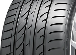 Rozšířená konstrukce povrchu běhounu; při kontaktu s vozovkou speciálně strukturovaná koruna rovnoměrně rozkládá sílu pro dosažení přesné kontroly při vysokých rychlostech.