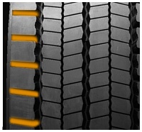 Rozšířená kontaktní plocha běhounu s vozovkou vyrovnává tlak pro lepší jízdní stabilitu.